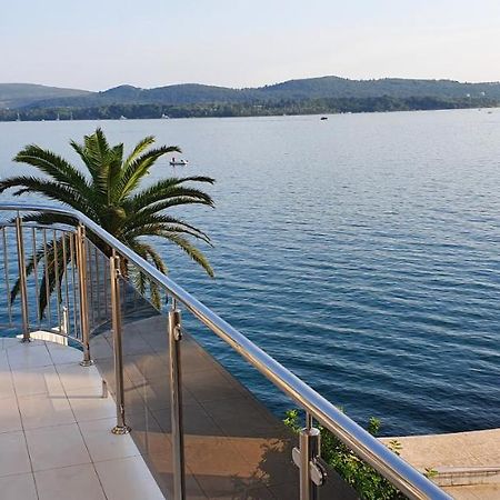 Penthouse By The Sea Lejlighed Tivat Eksteriør billede