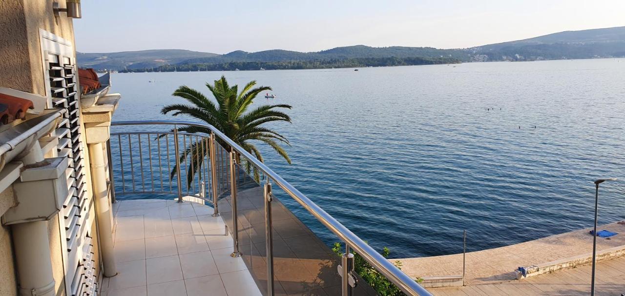 Penthouse By The Sea Lejlighed Tivat Eksteriør billede